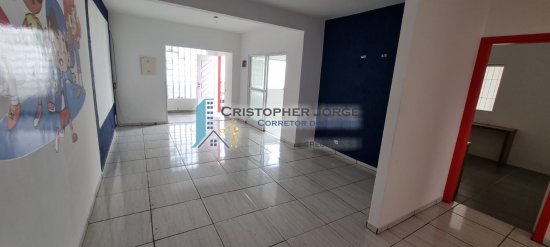 casa-comercial-aluguel-avenida-xv-de-novembro-itapecerica-da-serra-644881